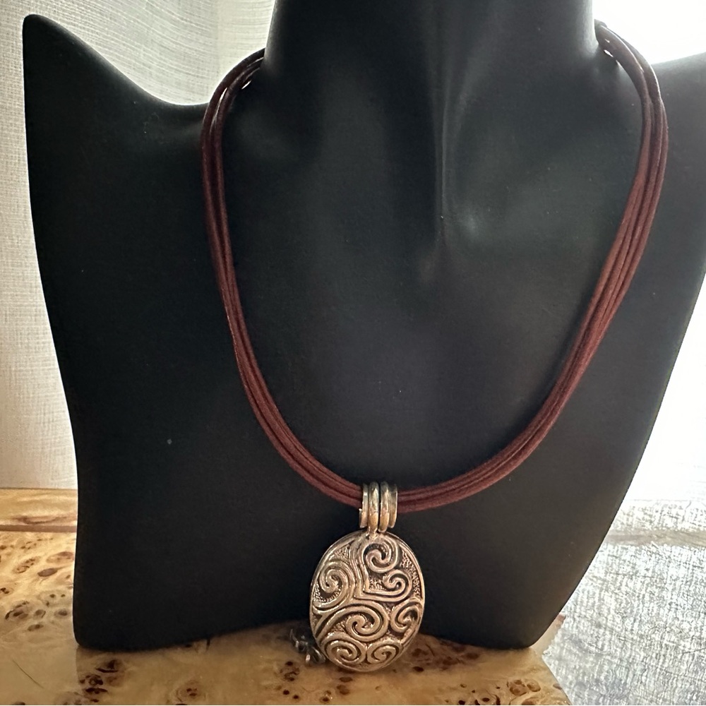 SILPADA Retired Sterling Silver Scroll Locket RPendant Leather & 925 Necklace